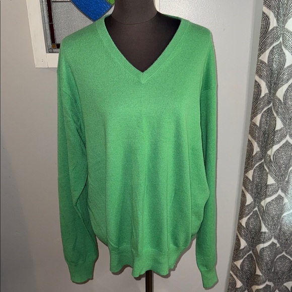 Peter Miller Crown Heritage Green Cashmere V Neck Sweater SZ XL - Picture 2 of 8